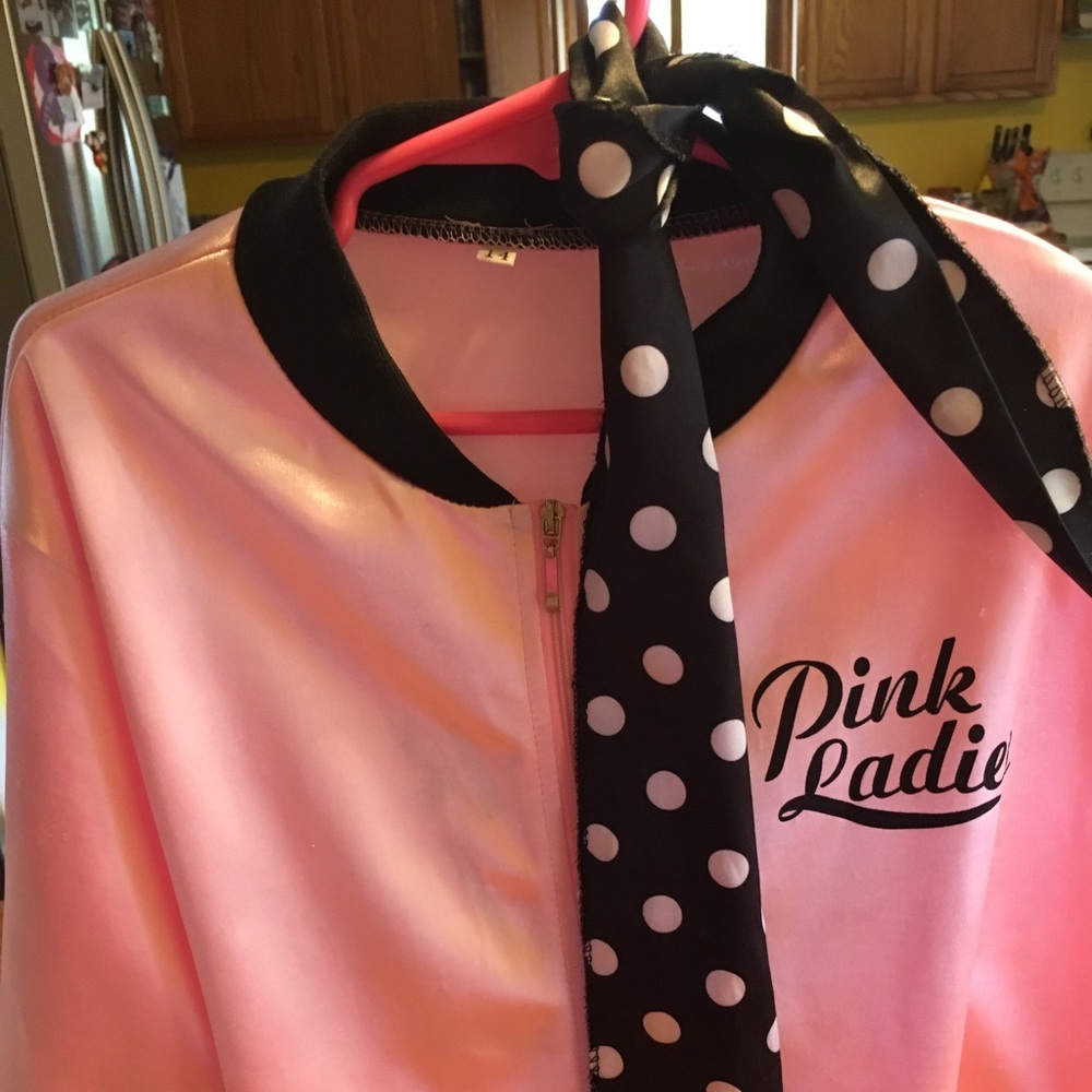 Costume : Pink Ladies Jacket and Scarf